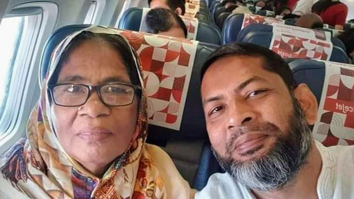 মায়ের সঙ্গে পটুয়াখালী-৩ আসনের এমপি এসএম শাহজাদা।