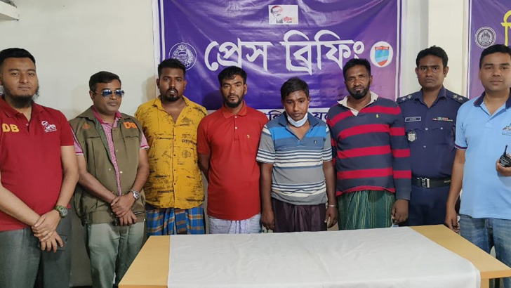 গ্রেফতার